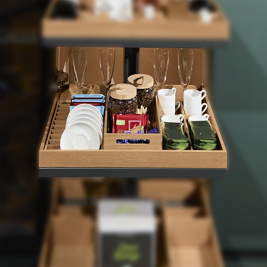 КОМПЛЕКТ вставка для 1 полки для десертных тарелок с ящиком и делителем на 6 ячеек Конвой Лавидо, СЕЛЕКТ, 600 мм, цвет ДУБ натуральный Kessebohmer | официальный магазин
